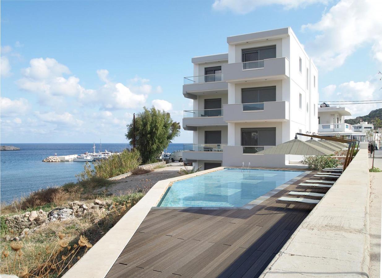 Potideon Bay Luxury Apartments Karpathos Exteriör bild